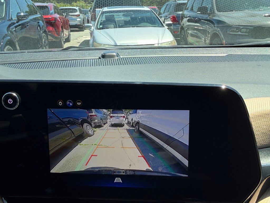 New 2026 Chevrolet Equinox ACTIV FWD image 16