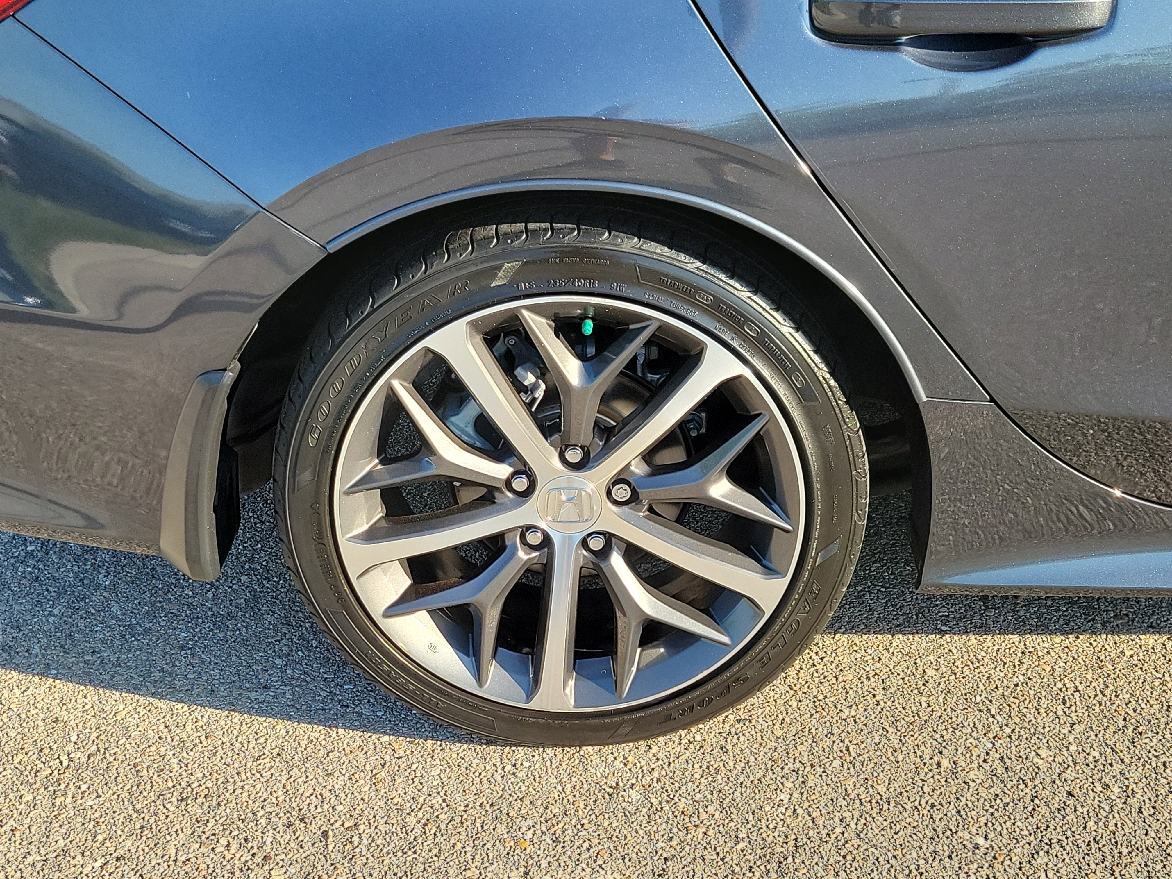Used 2023 Honda Civic Touring image 9