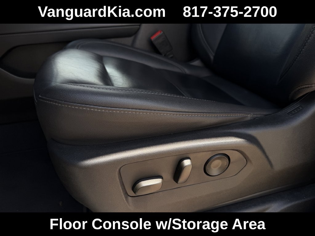 Used 2024 Chevrolet Tahoe LT RWD image 32