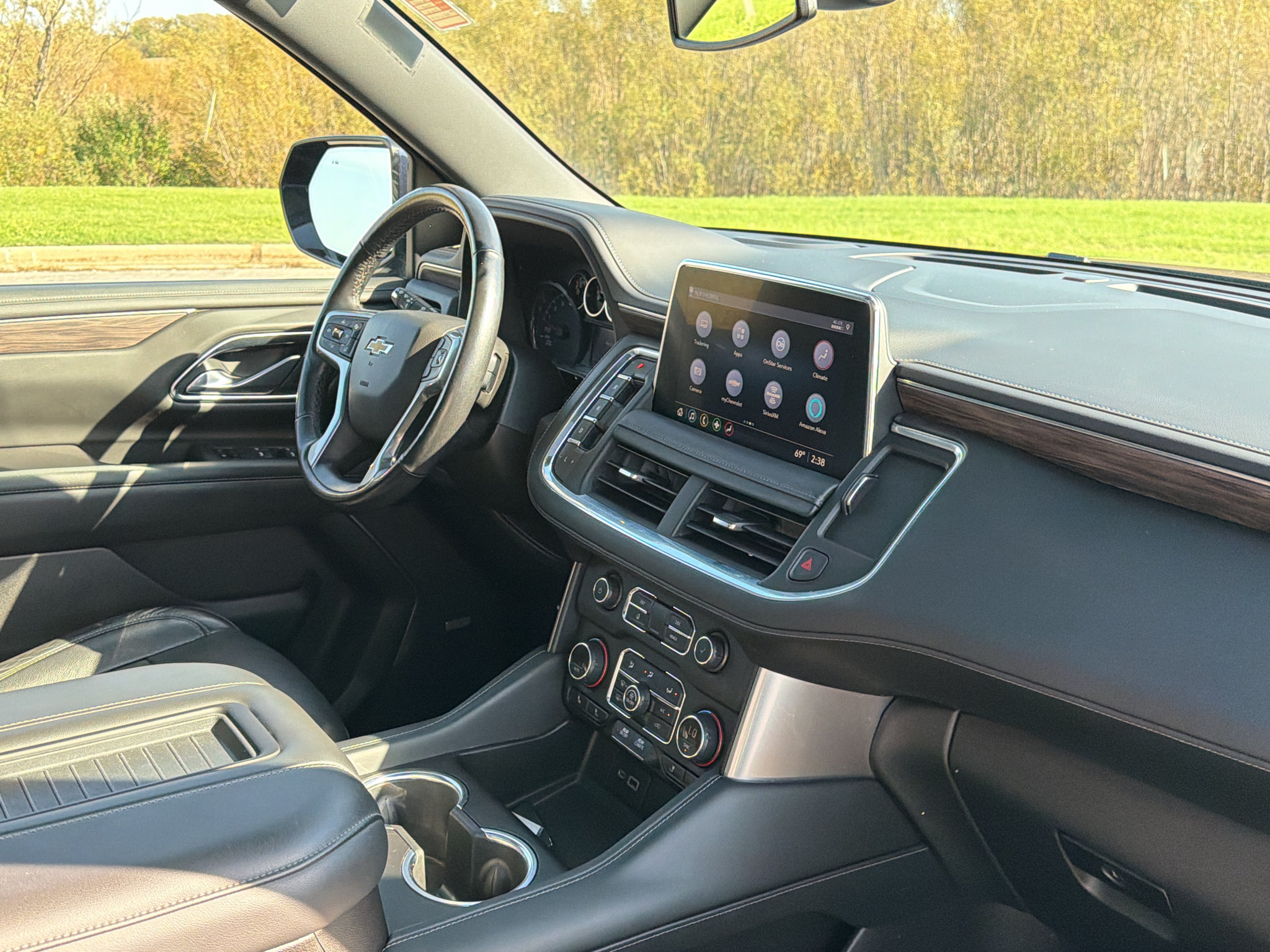 Used 2021 Chevrolet Tahoe LT w/ LT Signature Package AWD/4WD image 28