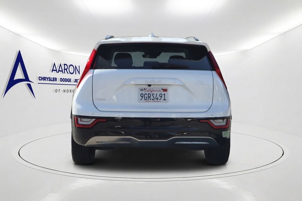 Used 2023 Kia Niro Wave FWD image 5
