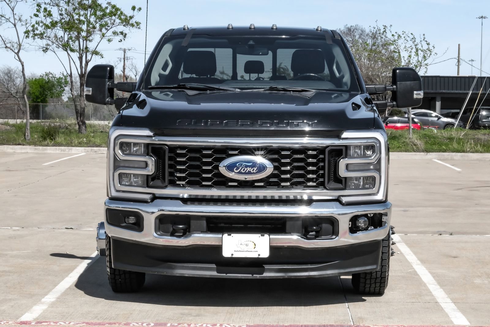 Used 2023 Ford F350 Lariat image 6