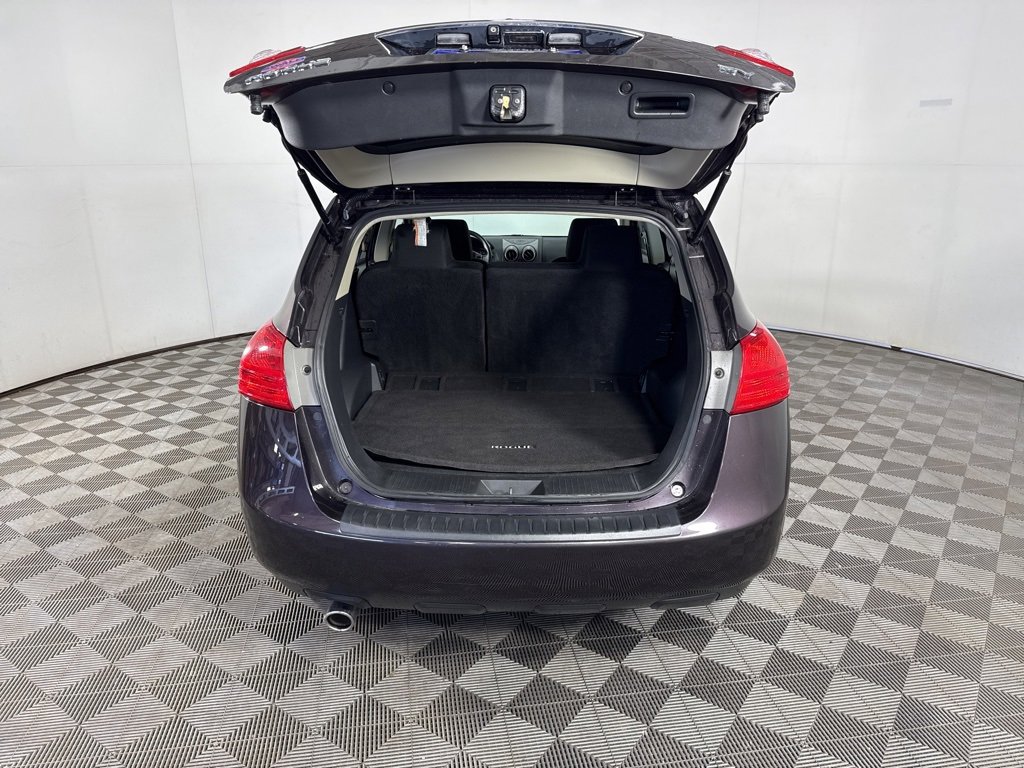 Used 2013 Nissan Rogue SV image 9