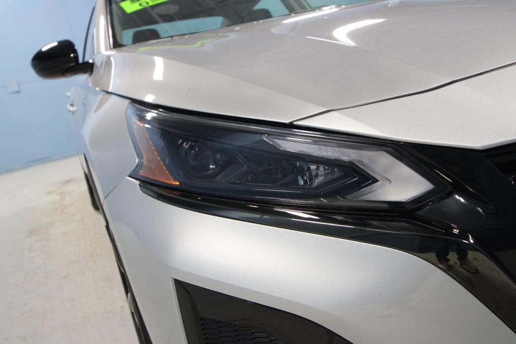 Used 2023 Nissan Altima 2.5 SR w/ SR Premium Package image 34