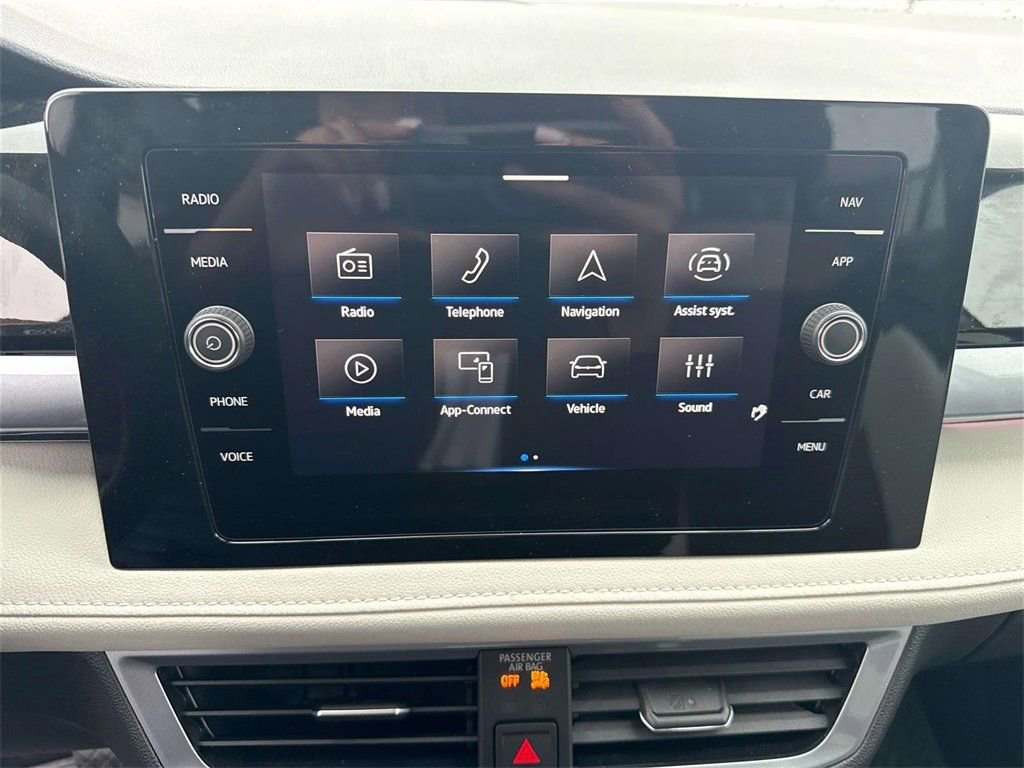 New 2026 Volkswagen Taos SEL image 21