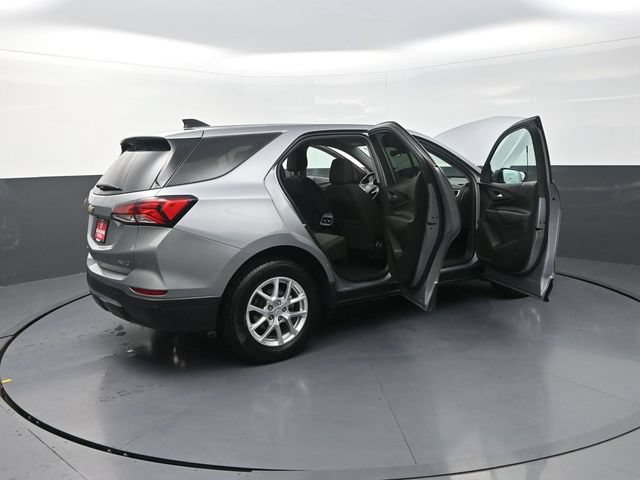 Used 2024 Chevrolet Equinox LT AWD/4WD image 44