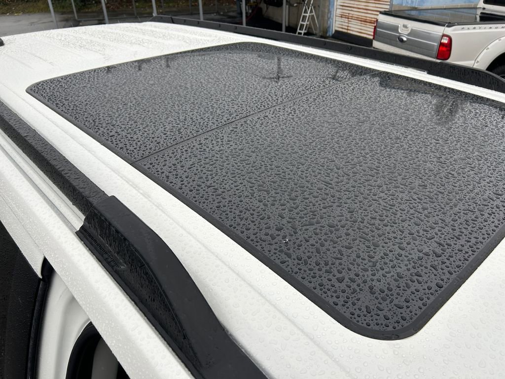 Used 2025 Ford Expedition Active image 28