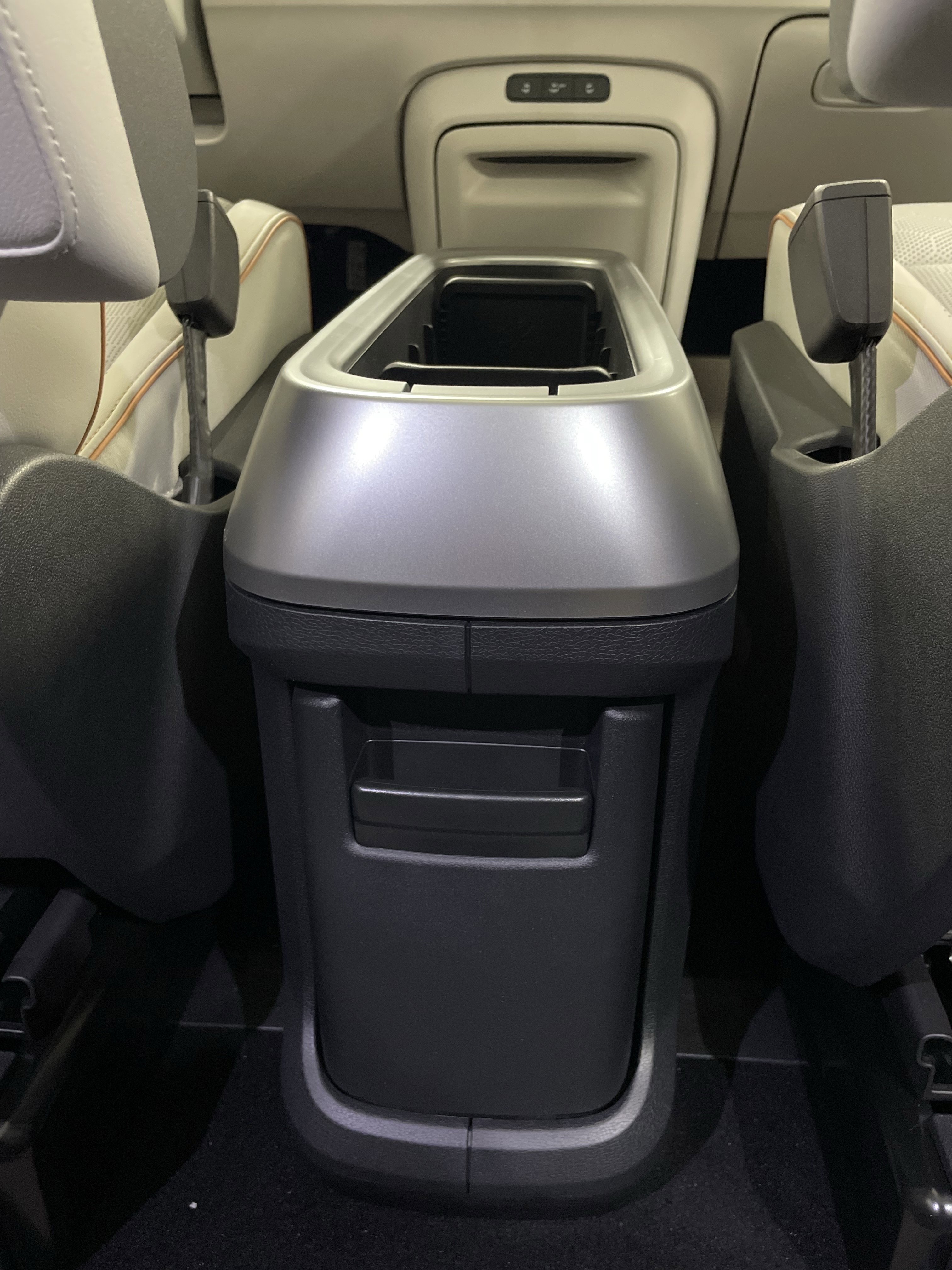 New 2025 Volkswagen ID. Buzz Pro S Plus image 20