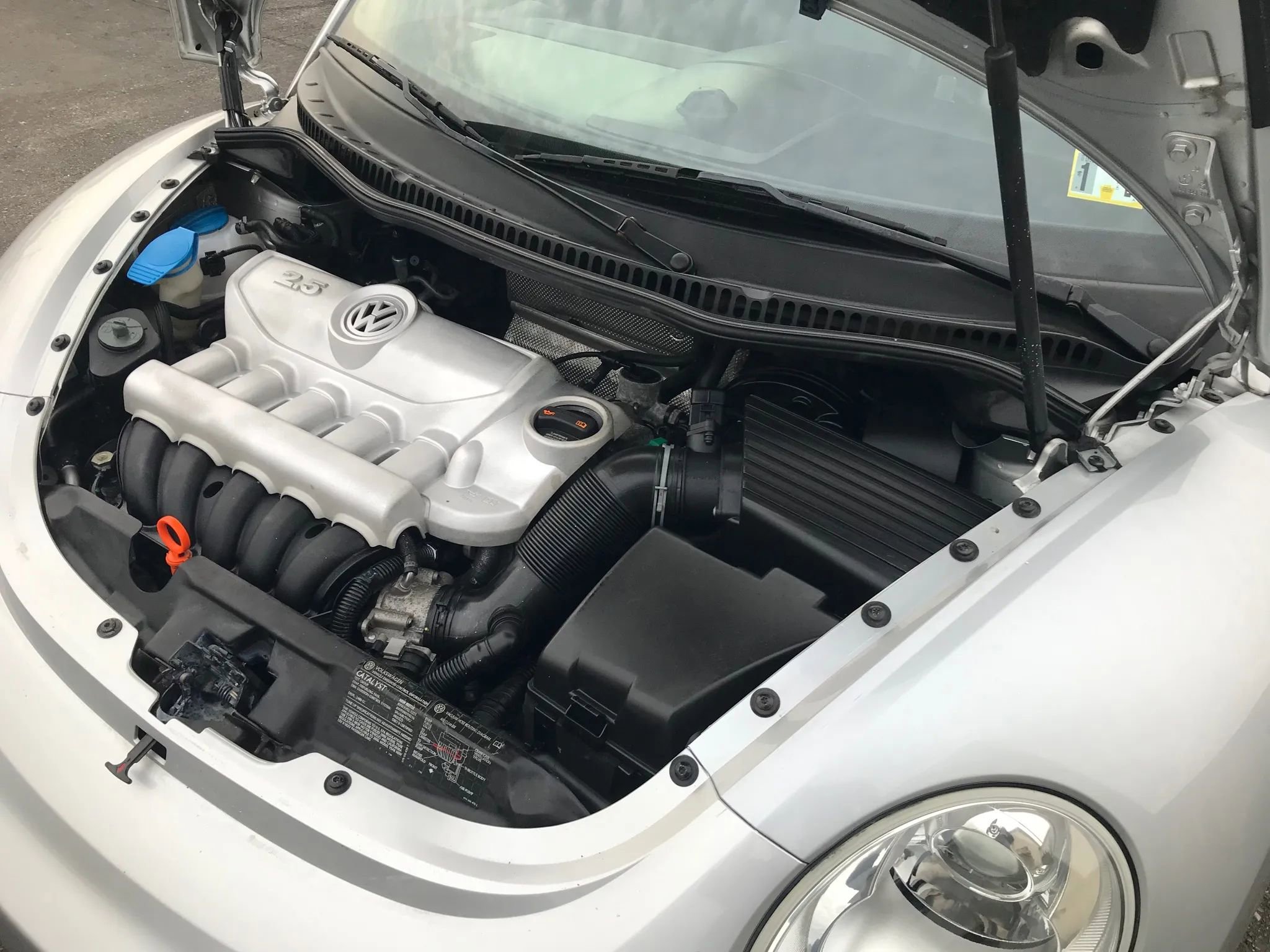 Used 2006 Volkswagen Beetle Convertible w/ Package 1 image 48