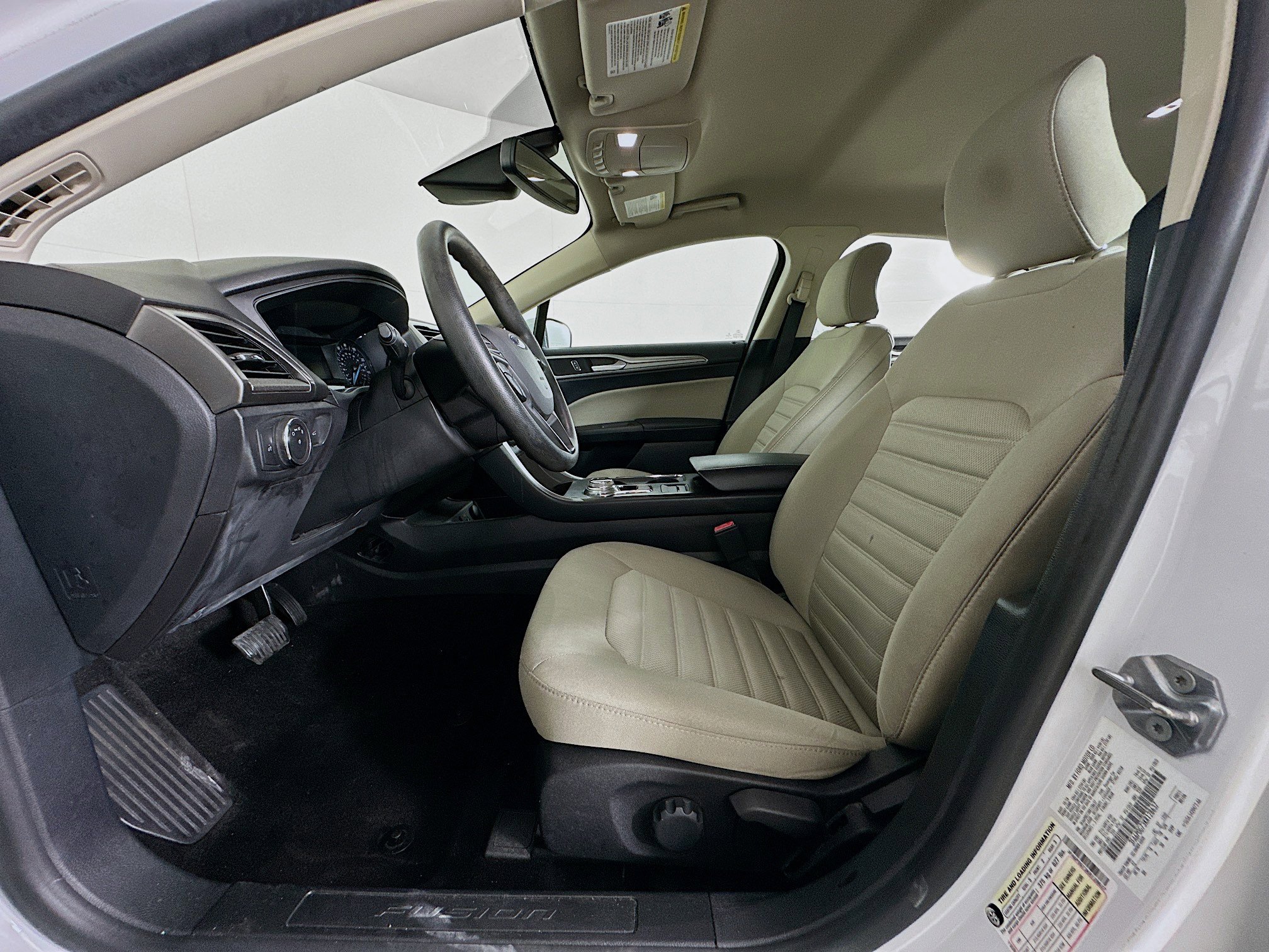 Used 2019 Ford Fusion S image 13