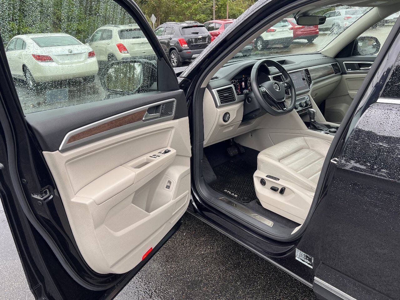 Used 2019 Volkswagen Atlas SEL Premium AWD/4WD image 14