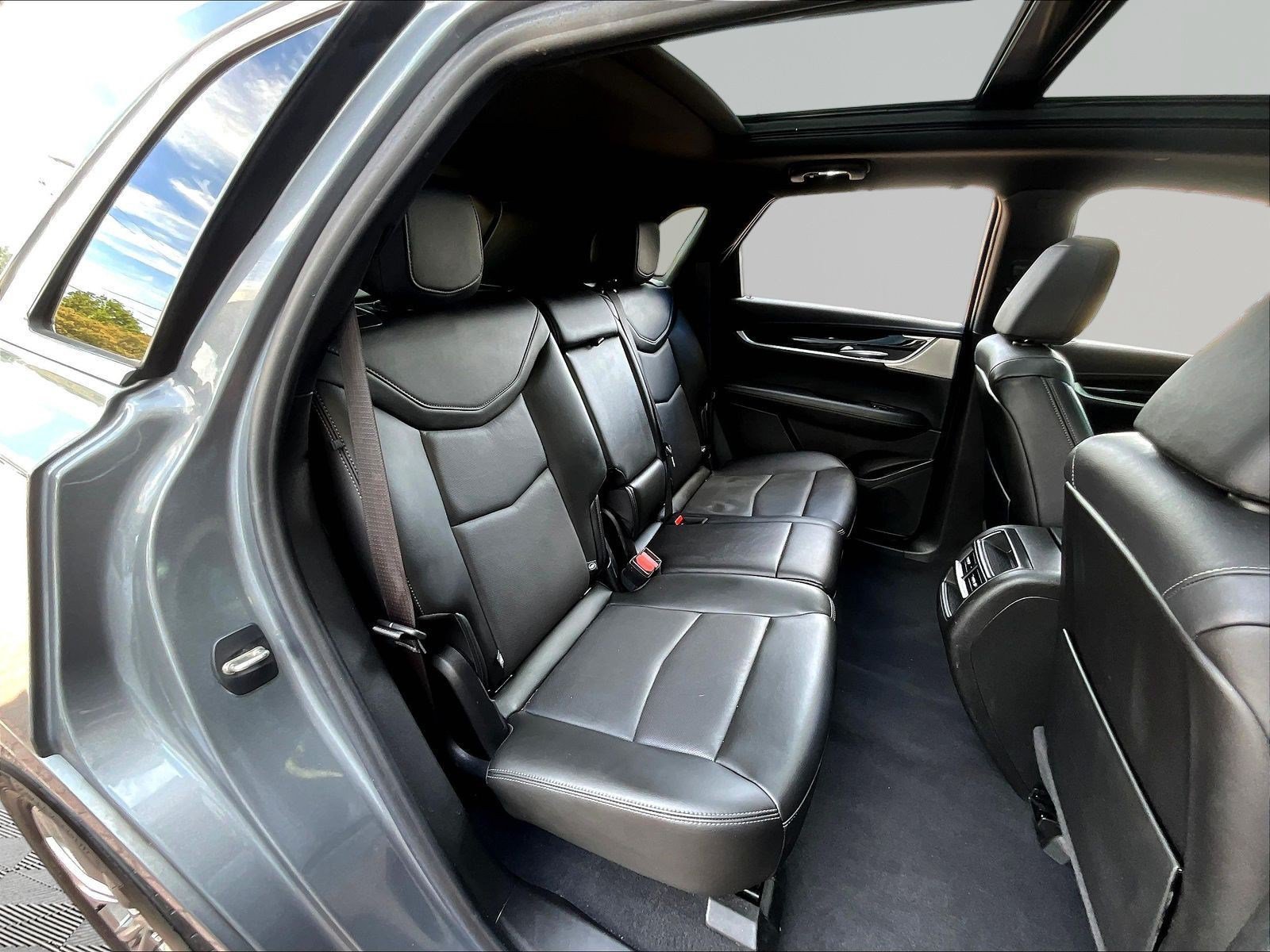 Used 2021 Cadillac XT5 Premium Luxury FWD image 24