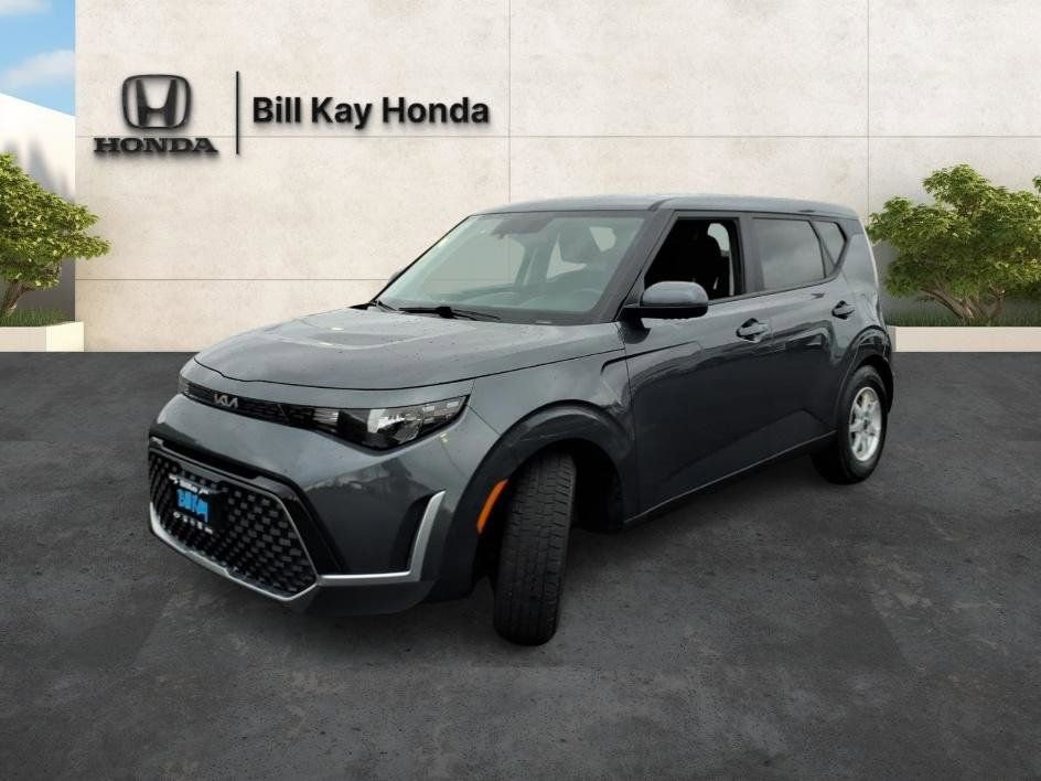 Used 2023 Kia Soul EX image 8