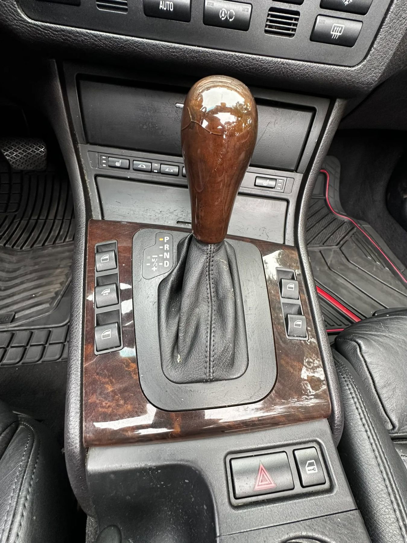 Used 2006 BMW 330Ci Convertible image 39