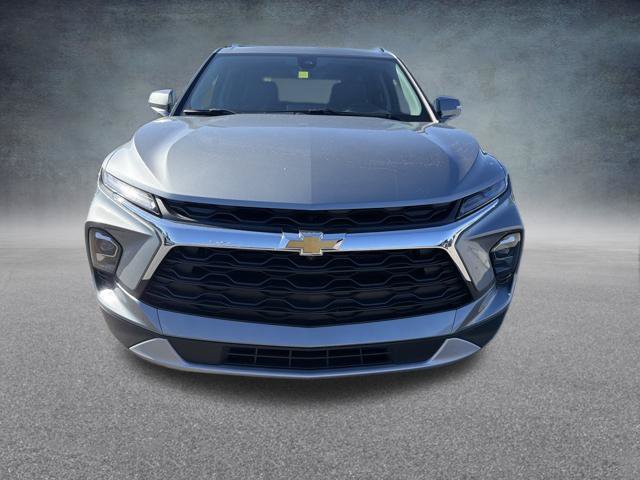 New 2026 Chevrolet Blazer LT w/ Sound & Technology Package AWD/4WD image 3