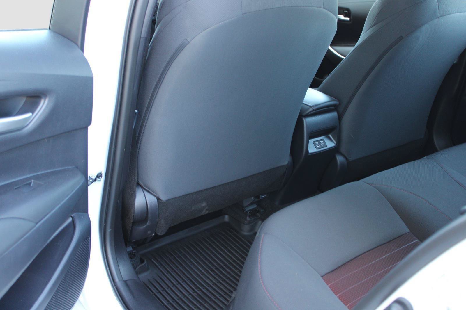 Certified 2024 Toyota Corolla SE w/ SE Convenience Package FWD image 43