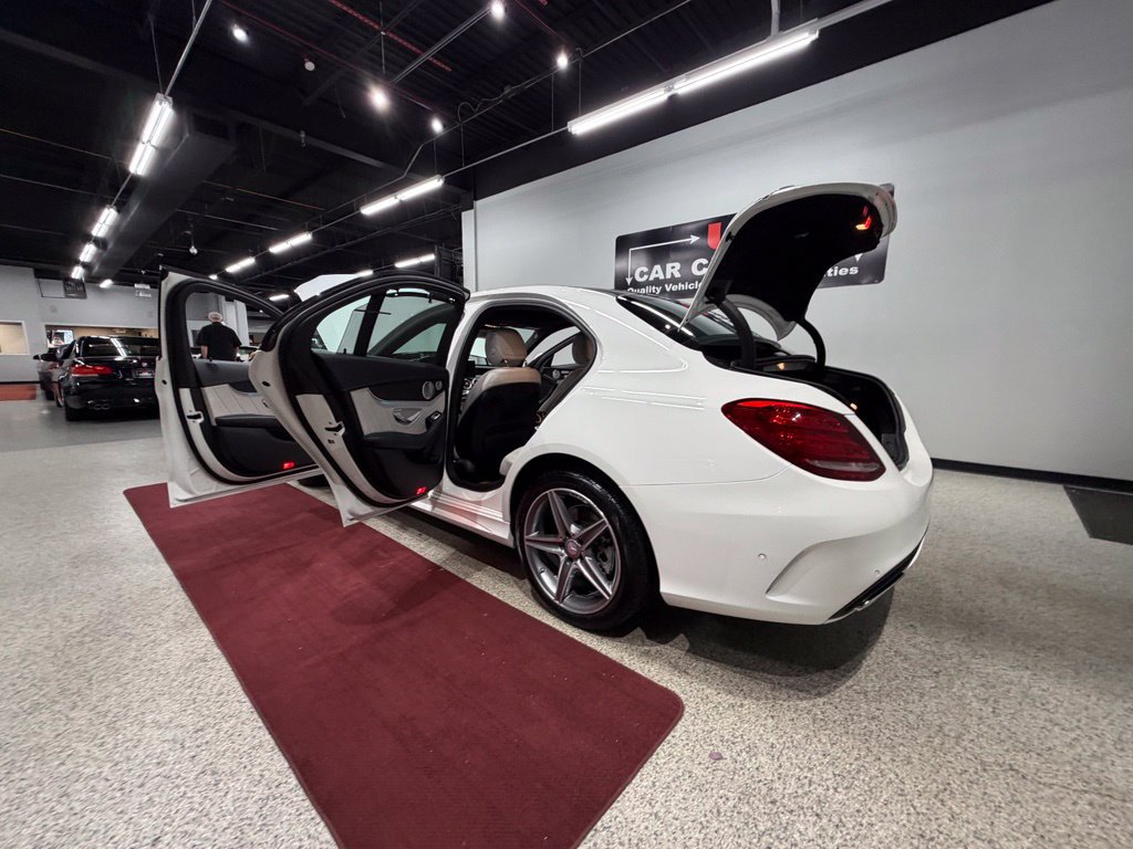 Used 2015 Mercedes-Benz C 400 4MATIC image 57
