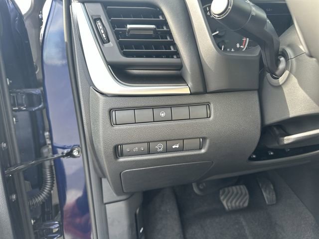 New 2026 Nissan Rogue SV w/ SV Premium Package image 18