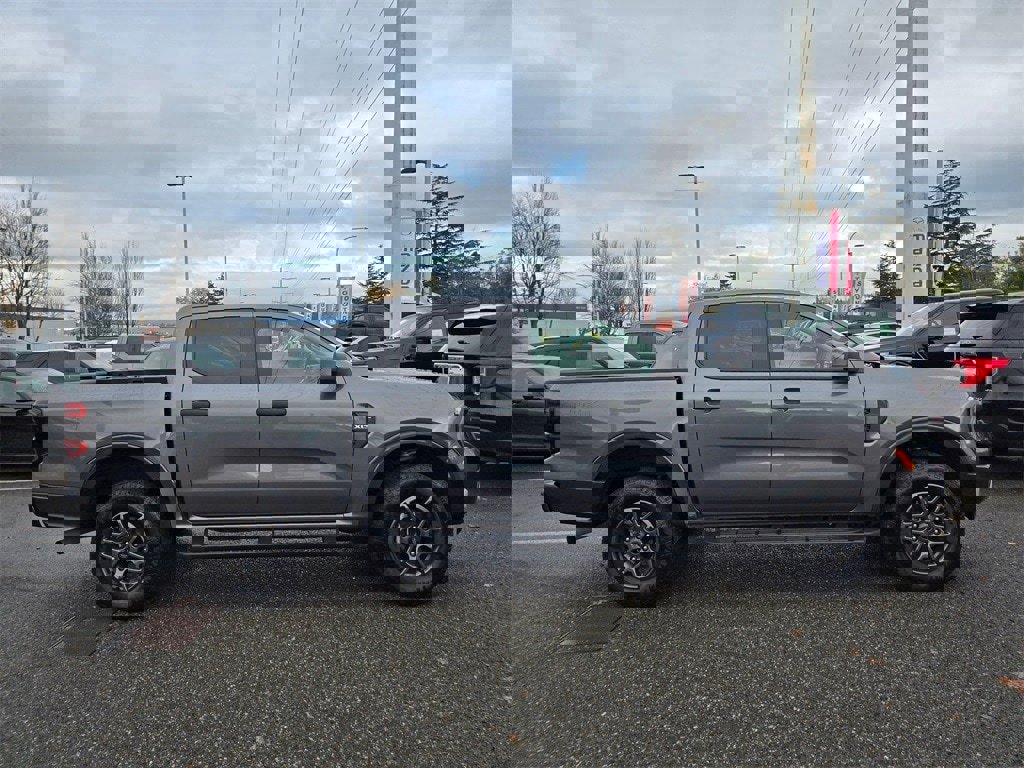Used 2024 Ford Ranger XLT w/ Equipment Group 301A High image 4