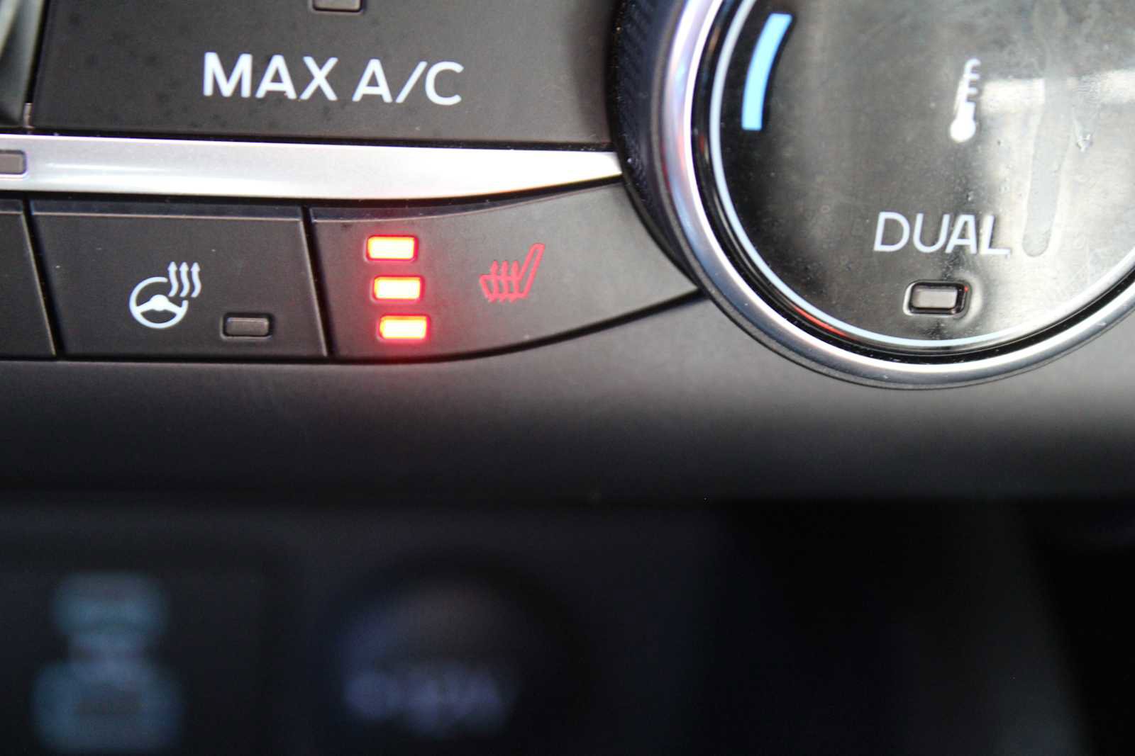 Used 2023 Ford Escape Active w/ Cold Weather Package image 40