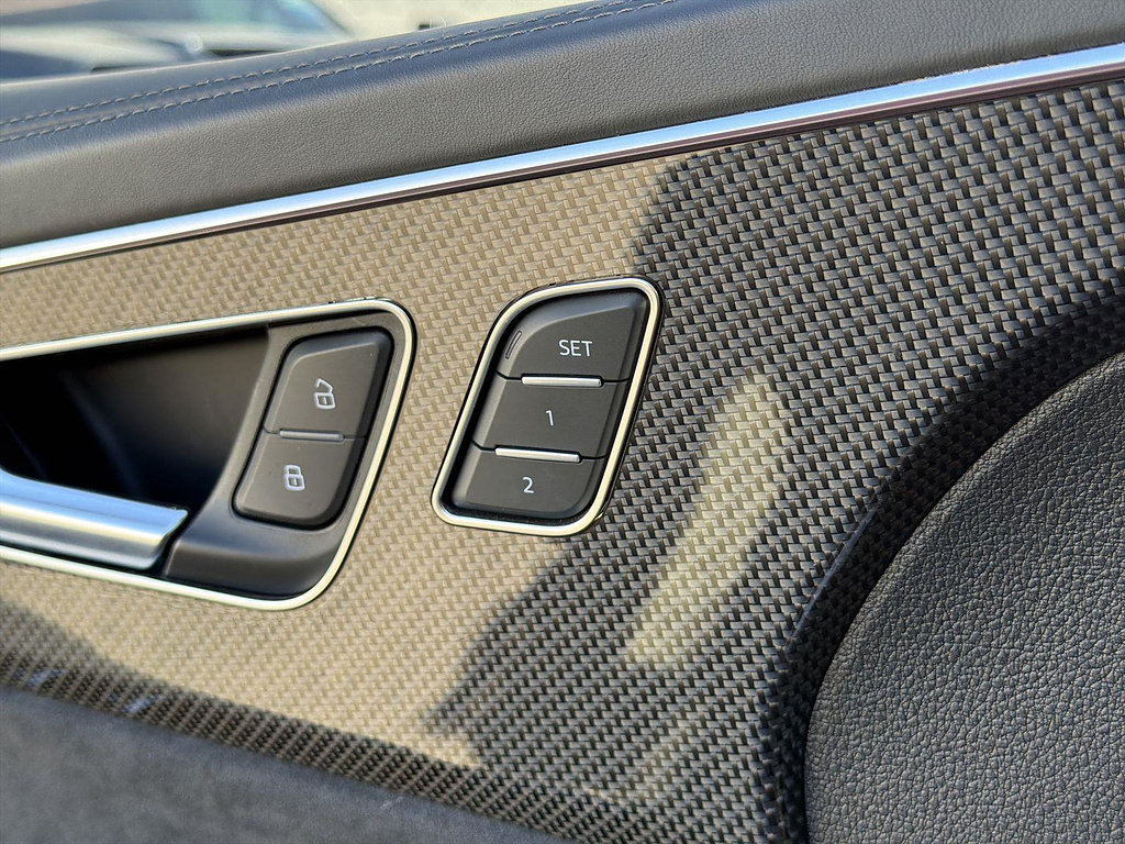 Used 2022 Audi SQ8 Prestige w/ Prestige Package AWD/4WD image 36