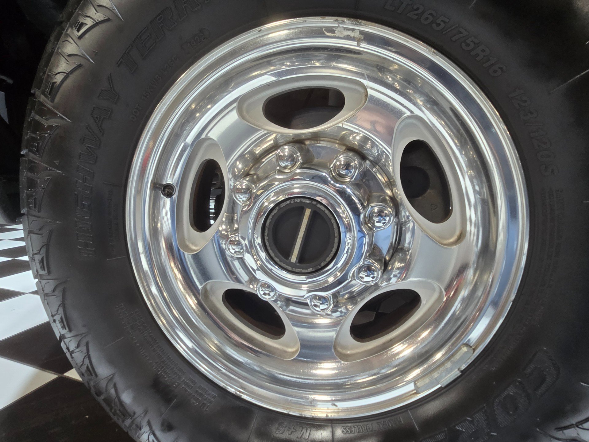 Used 2005 Ford Excursion Limited image 6