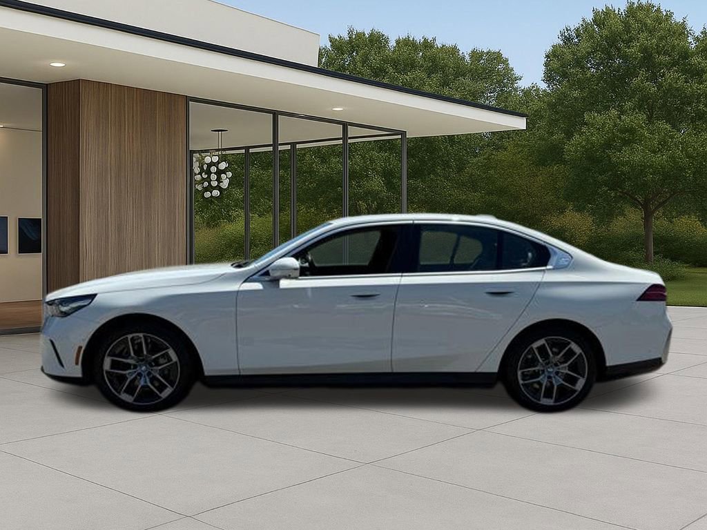 Used 2025 BMW i5 eDrive40i w/ Premium Package RWD image 13