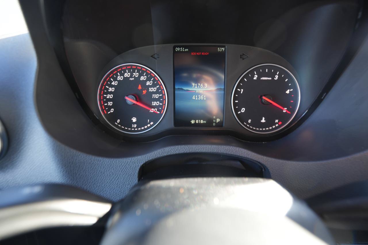 Used 2025 Mercedes-Benz Sprinter 2500 image 19