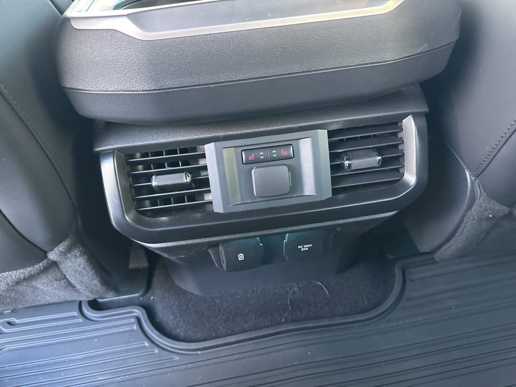 Used 2025 Ford F150 Raptor image 9