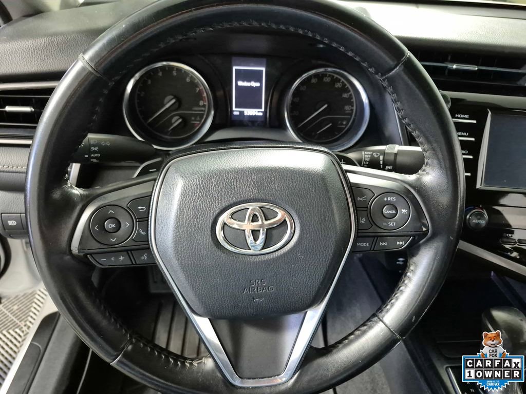 Used 2019 Toyota Camry SE FWD image 11