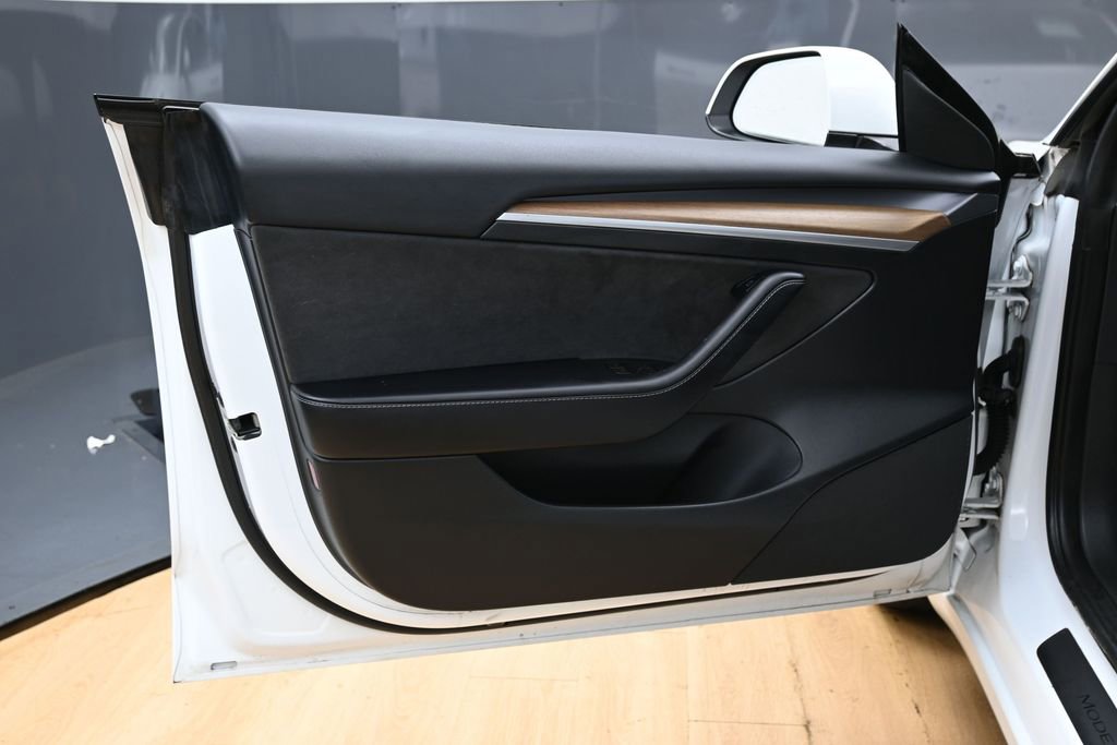 Used 2023 Tesla Model 3 Standard Range RWD image 42