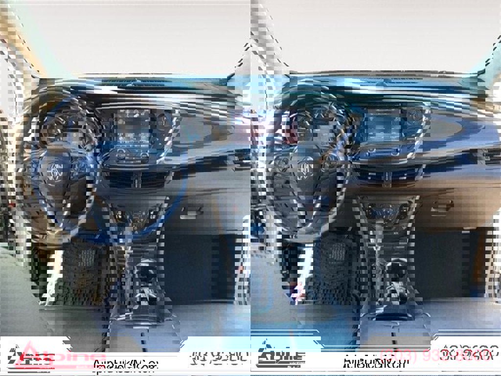 Used 2020 Buick Envision Essence image 12