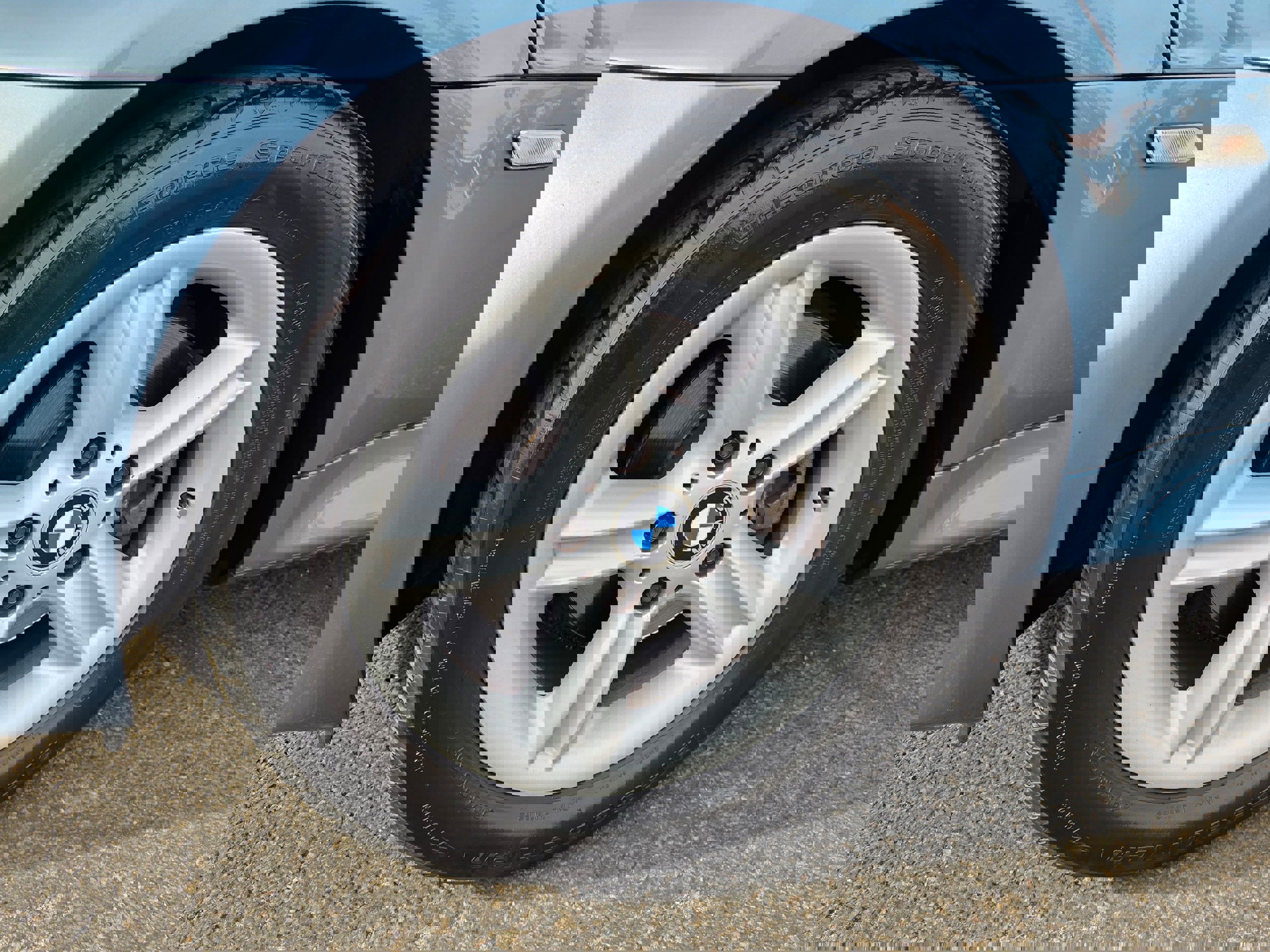 Used 2001 BMW Z3 2.5i image 11