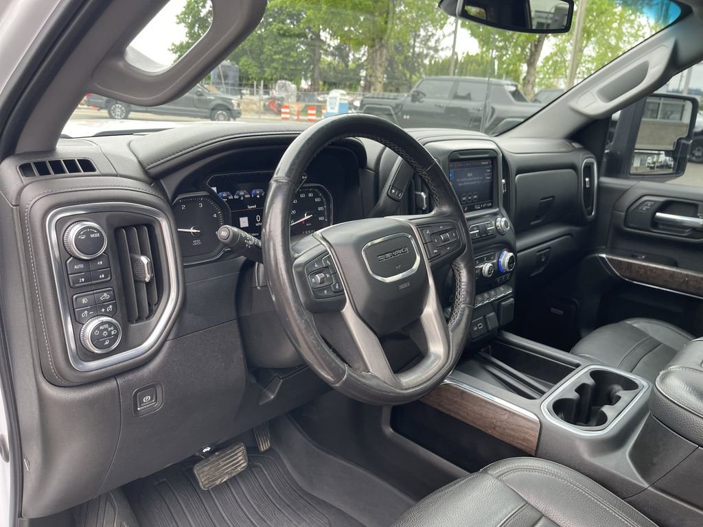 Certified 2022 GMC Sierra 3500 Denali AWD/4WD image 10