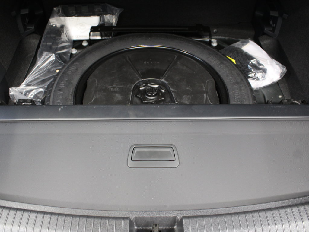 Used 2024 Volkswagen Tiguan SEL R-Line w/ MDO Package, Two-Row AWD/4WD image 42