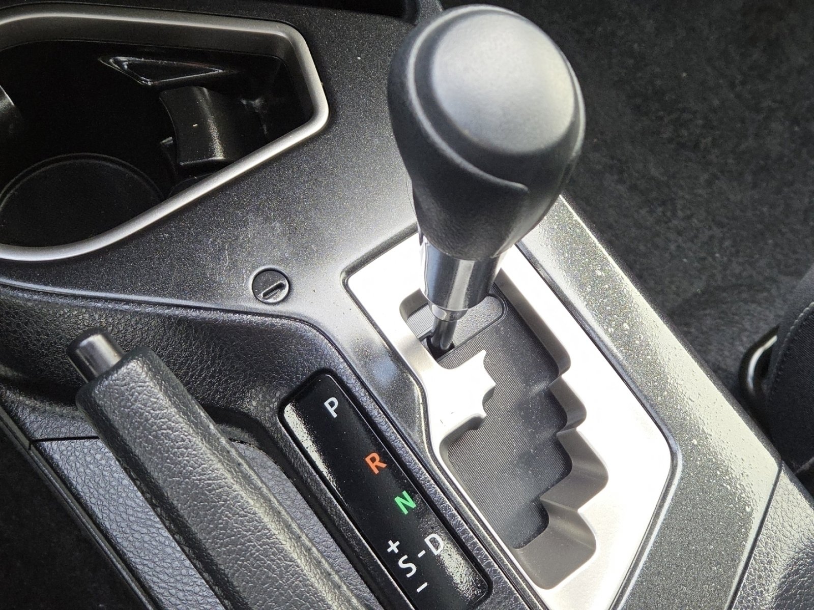 Used 2018 Toyota RAV4 XLE image 31