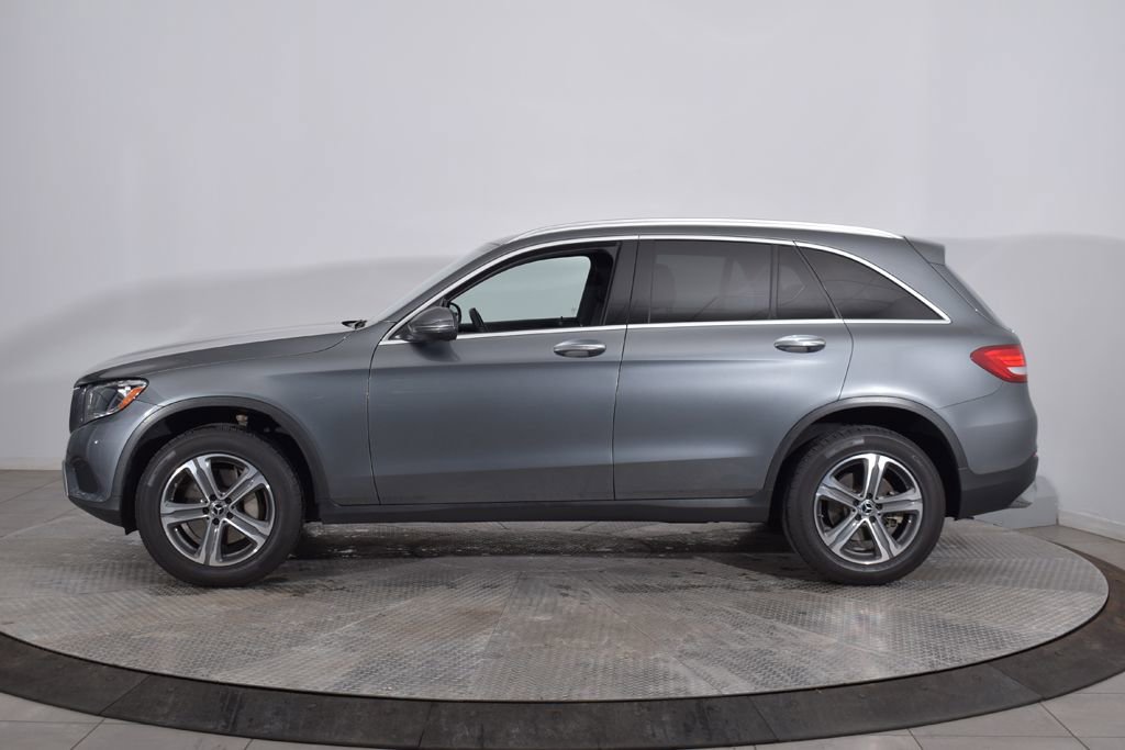 Used 2018 Mercedes-Benz GLC 300 4MATIC image 2