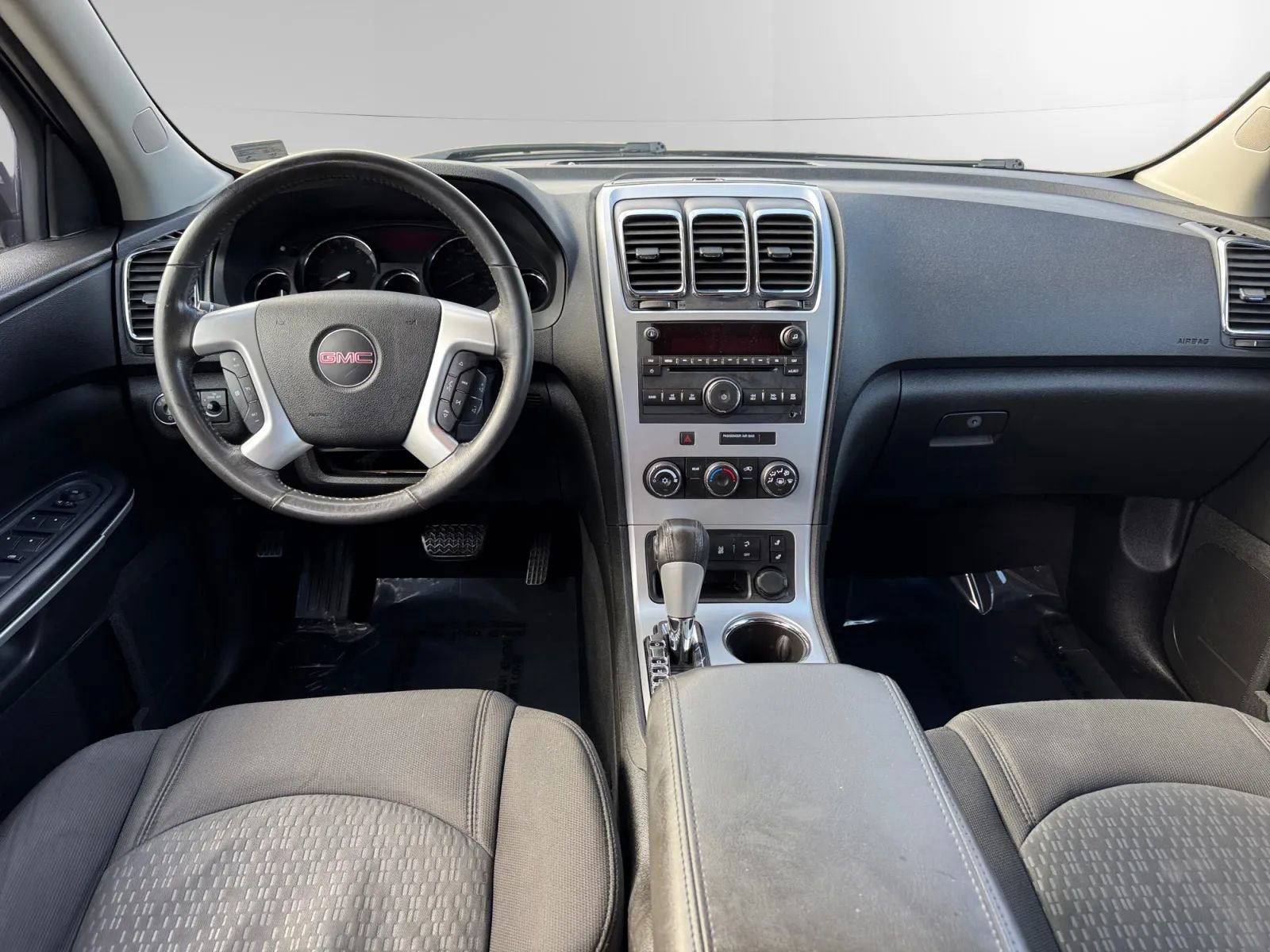 Used 2012 GMC Acadia SLE image 11
