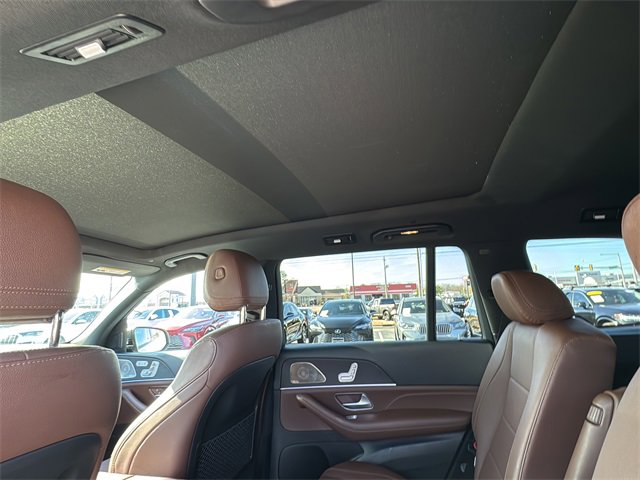 Used 2024 Mercedes-Benz GLS 450 4MATIC image 15