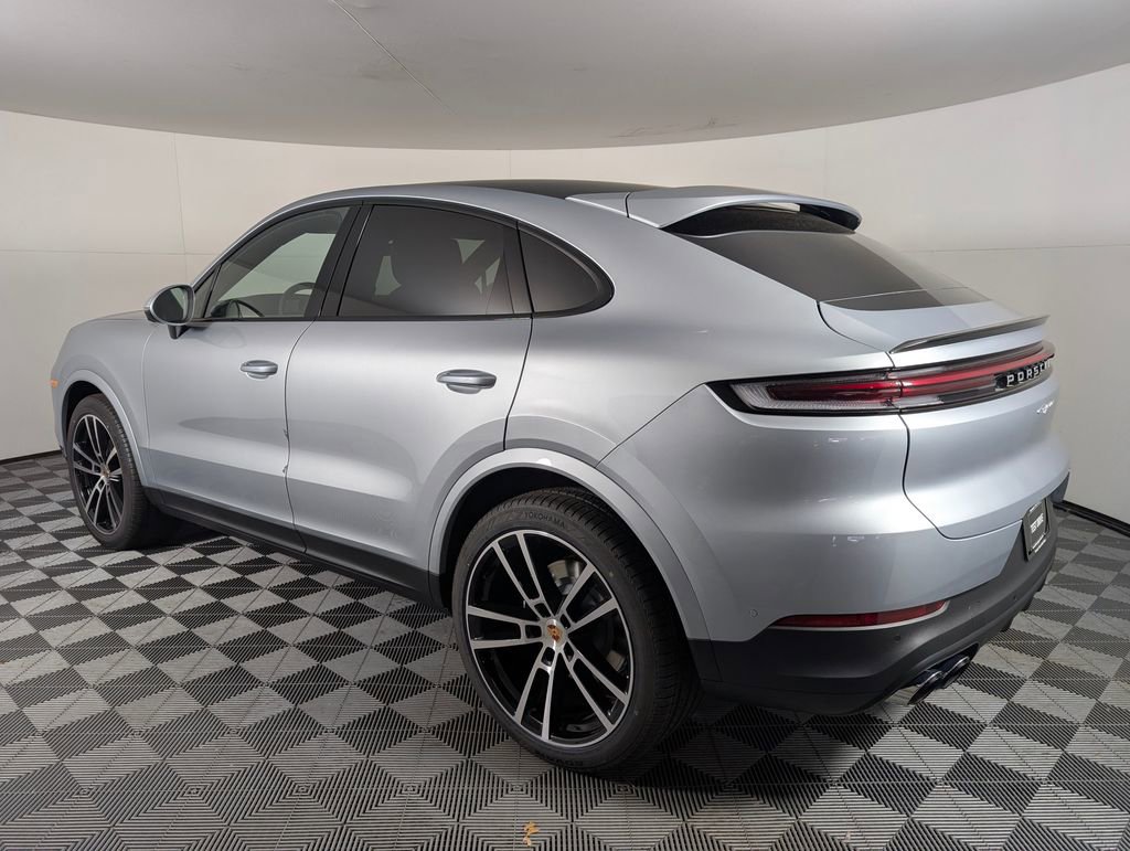 New 2026 Porsche Cayenne Coupe image 3