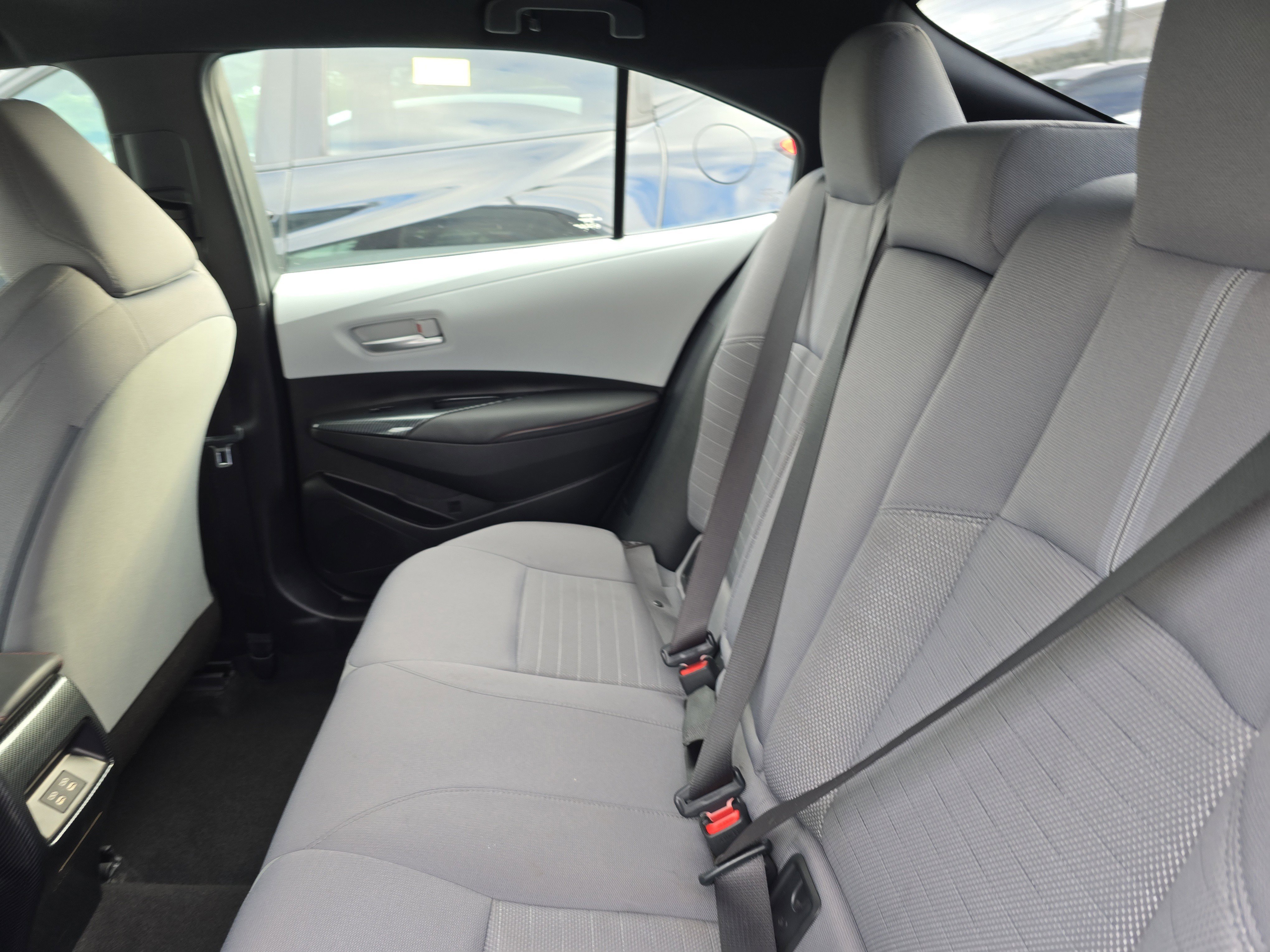 Used 2023 Toyota Corolla SE image 13