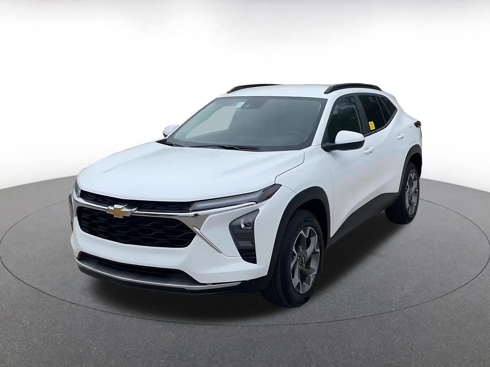 Used 2025 Chevrolet Trax LT w/ LT Convenience Package FWD image 7
