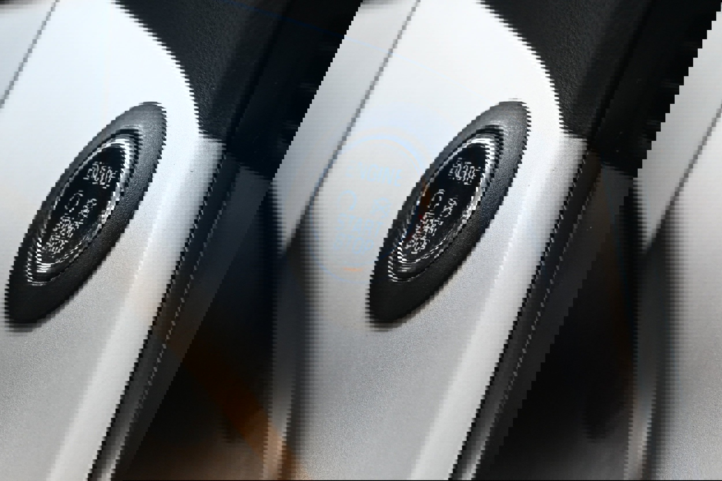 Used 2013 Ford Escape SEL FWD image 19