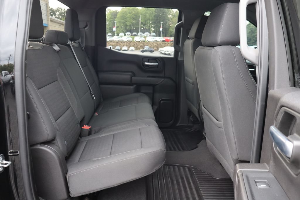 Used 2022 Chevrolet Silverado 1500 Custom Trail Boss AWD/4WD image 15