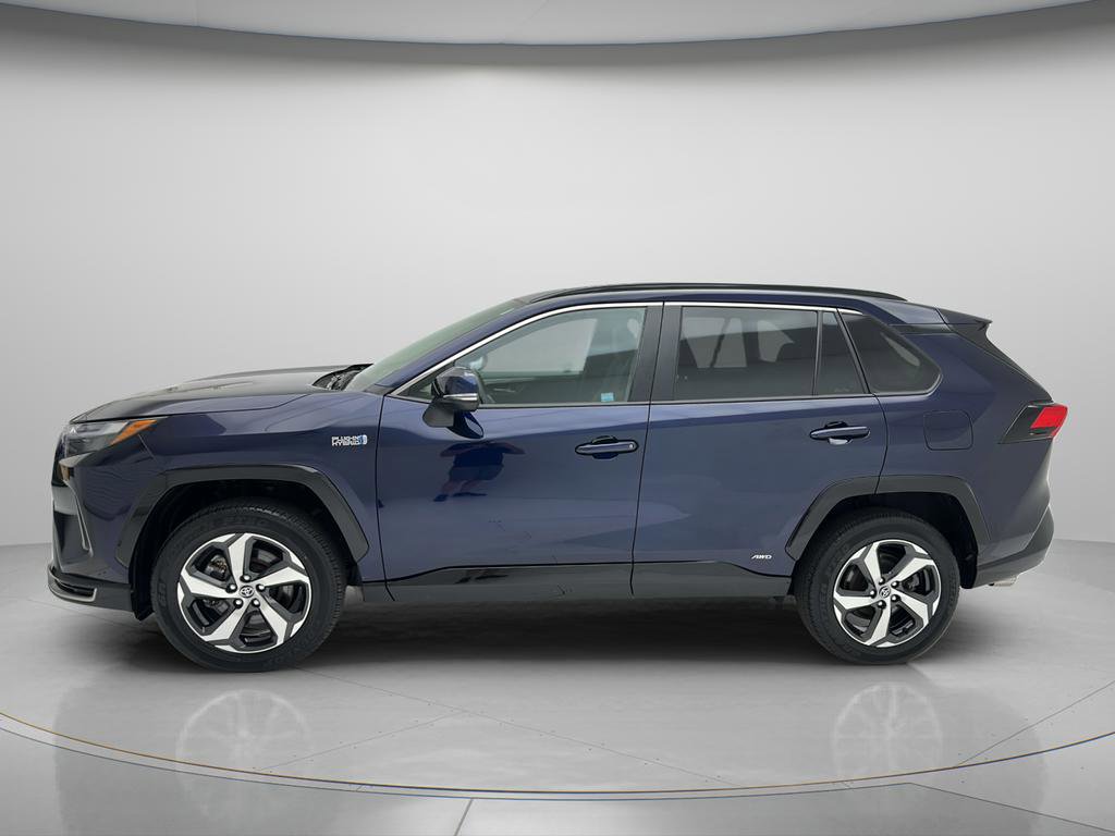 Used 2024 Toyota RAV4 SE w/ Weather & Moonroof Package AWD/4WD image 7