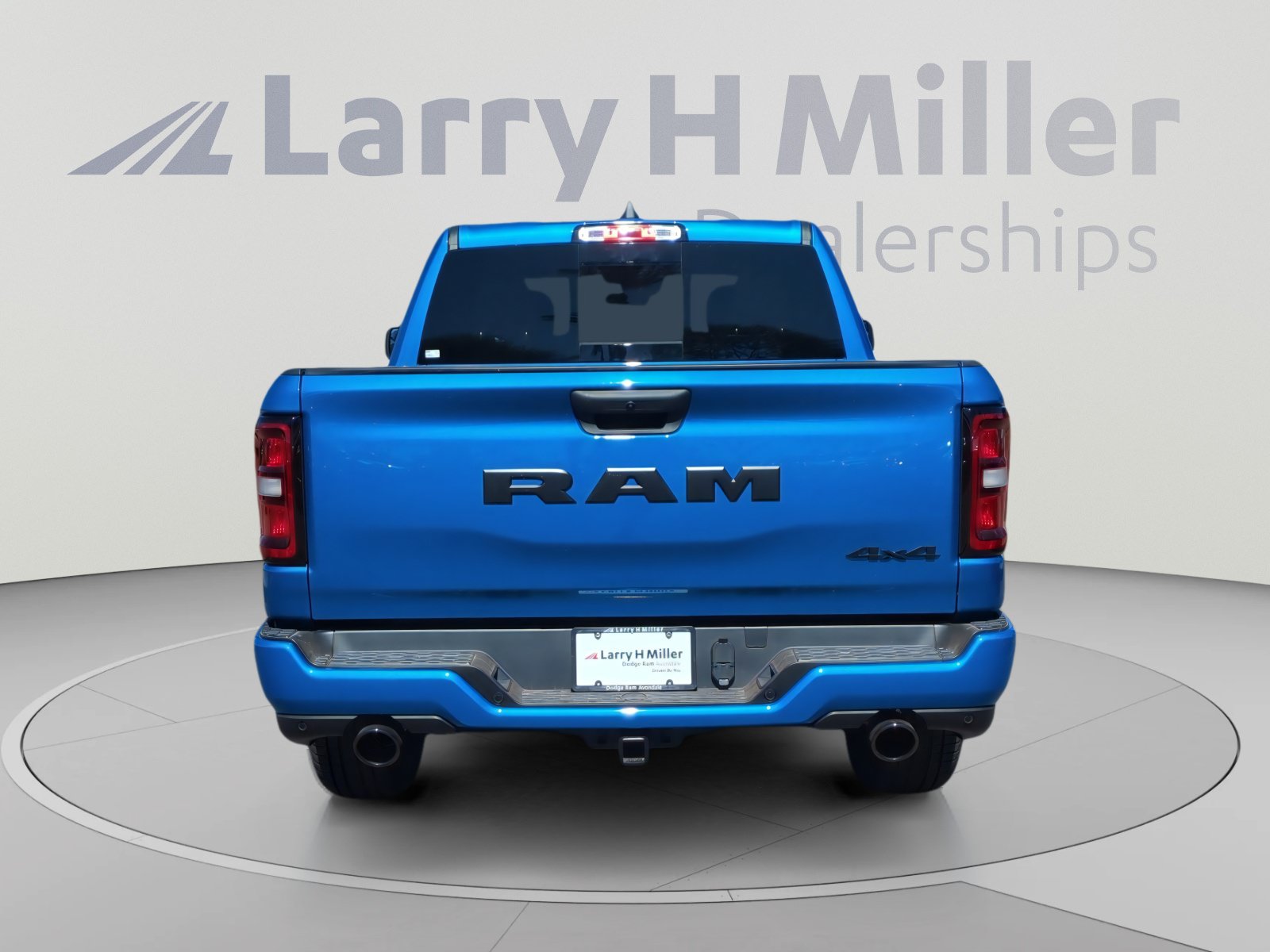 New 2026 RAM 1500 Express AWD/4WD image 4