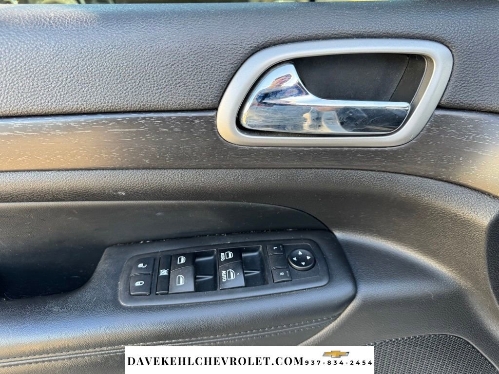 Used 2018 Jeep Grand Cherokee Altitude AWD/4WD image 10