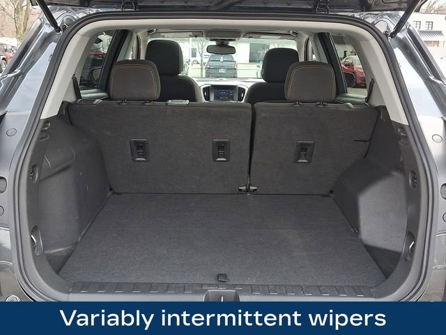 Used 2021 GMC Terrain SLE w/ Driver Convenience Package image 32