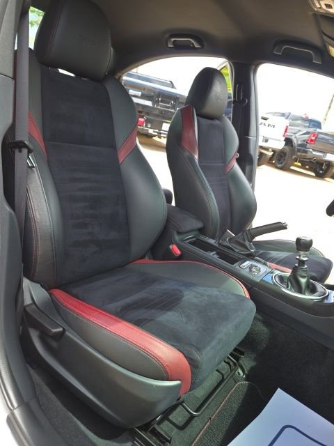Used 2017 Subaru WRX STI AWD/4WD image 9