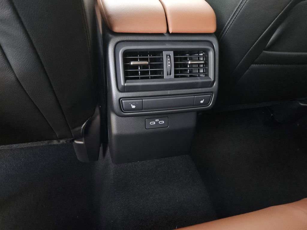 New 2025 MAZDA CX-50 AWD 2.5 Turbo w/ Weather Package image 16